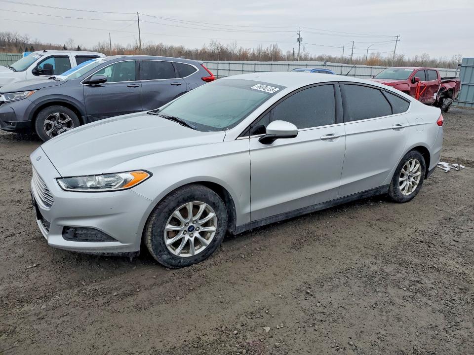 2016 FORD FUSION S 4DR — VIN 3FA6P0G71GR392687