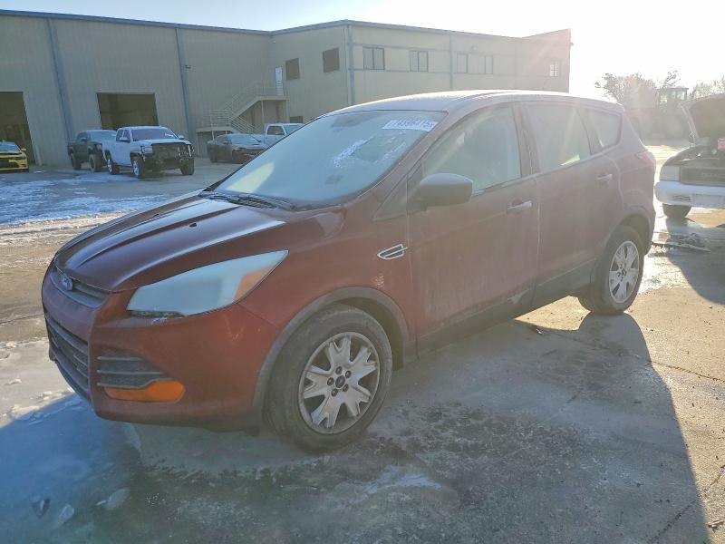 2016 FORD ESCAPE S — VIN 1FMCU0F73GUB80935