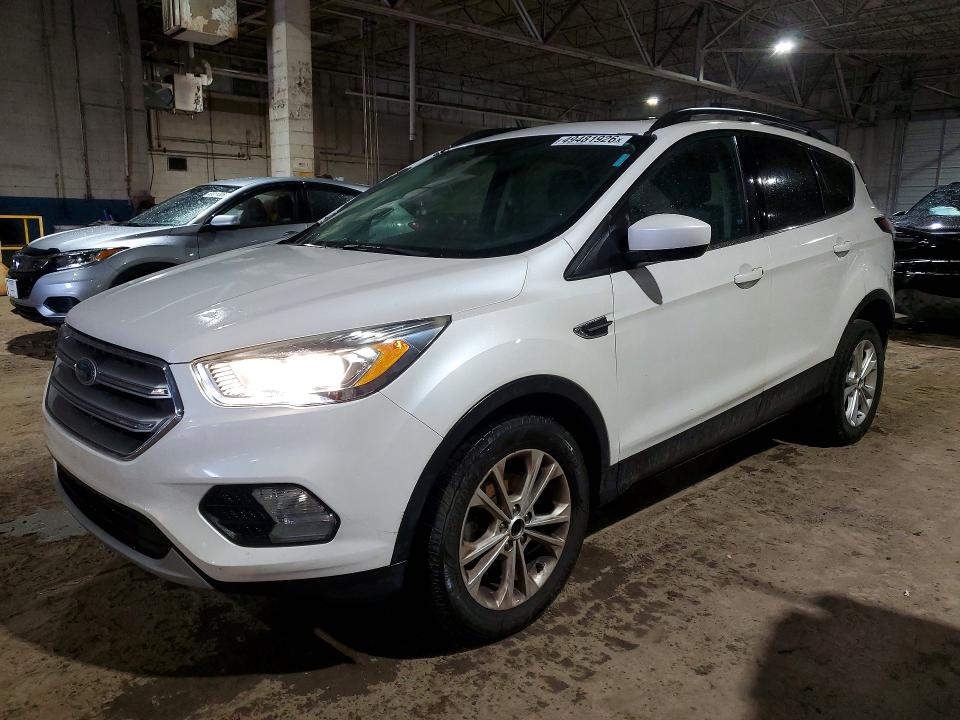 2017 FORD ESCAPE — VIN 1FMCU0GD0HUD92925