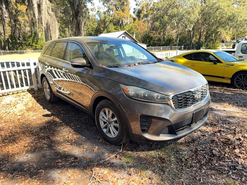 2019 KIA SORENTO LX — VIN 5XYPG4A52KG460706