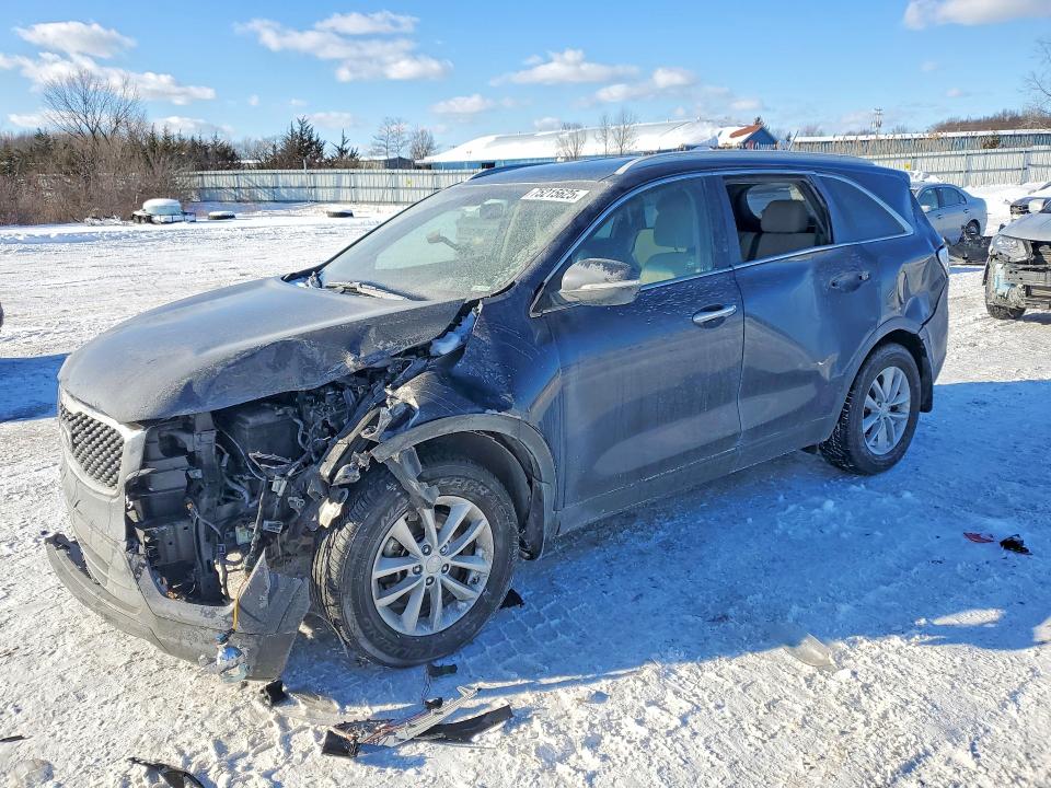 2017 KIA SORENTO LX — VIN 5XYPG4A37HG274036