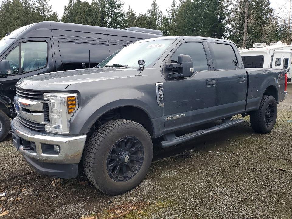 2018 FORD F250 SUPER — VIN 1FT7W2BT0JEC19125
