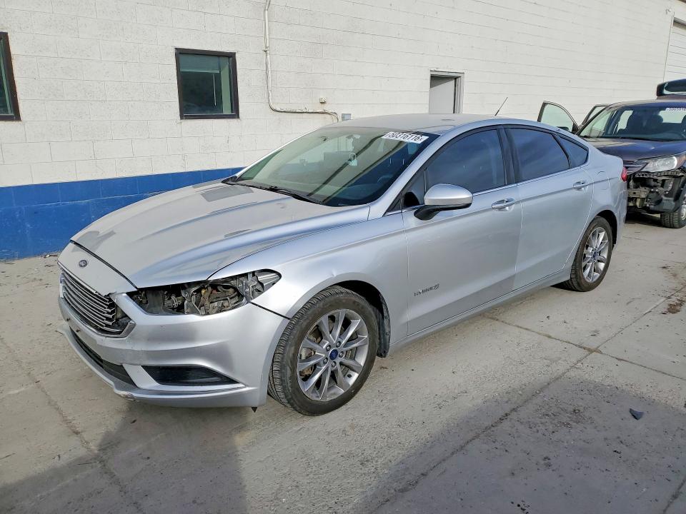 3FA6P0LU4HR325949