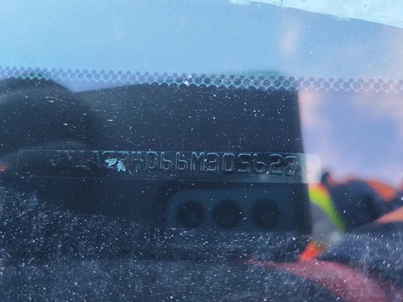 JN1AZ34D66M305628