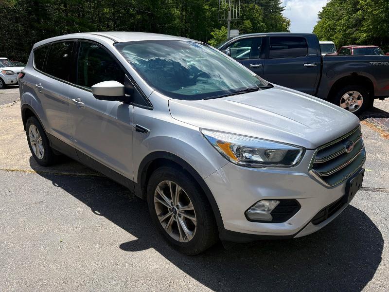 2017 FORD ESCAPE — VIN 1FMCU9G97HUB66882