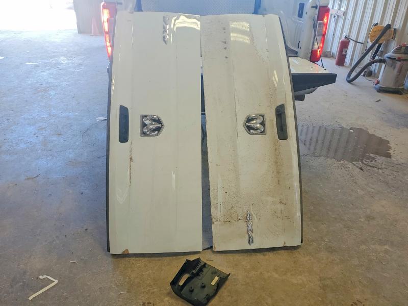 1FT8X3BT6HEB22870