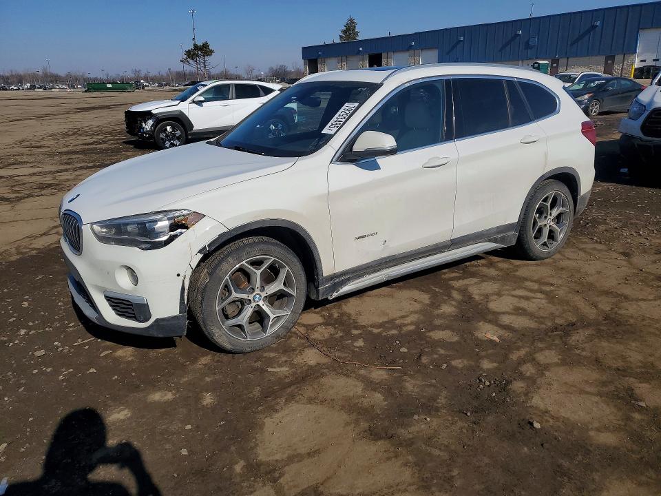 2016 BMW X1 — VIN WBXHT3C33GP880066