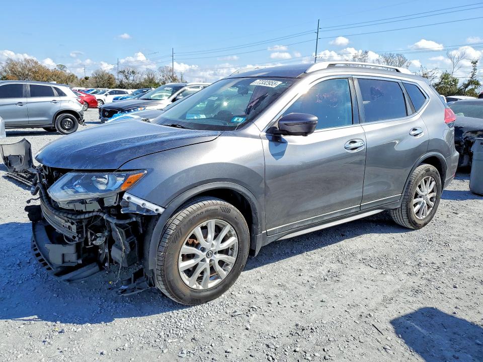 2017 NISSAN ROGUE SV — VIN 5N1AT2MV5HC827088