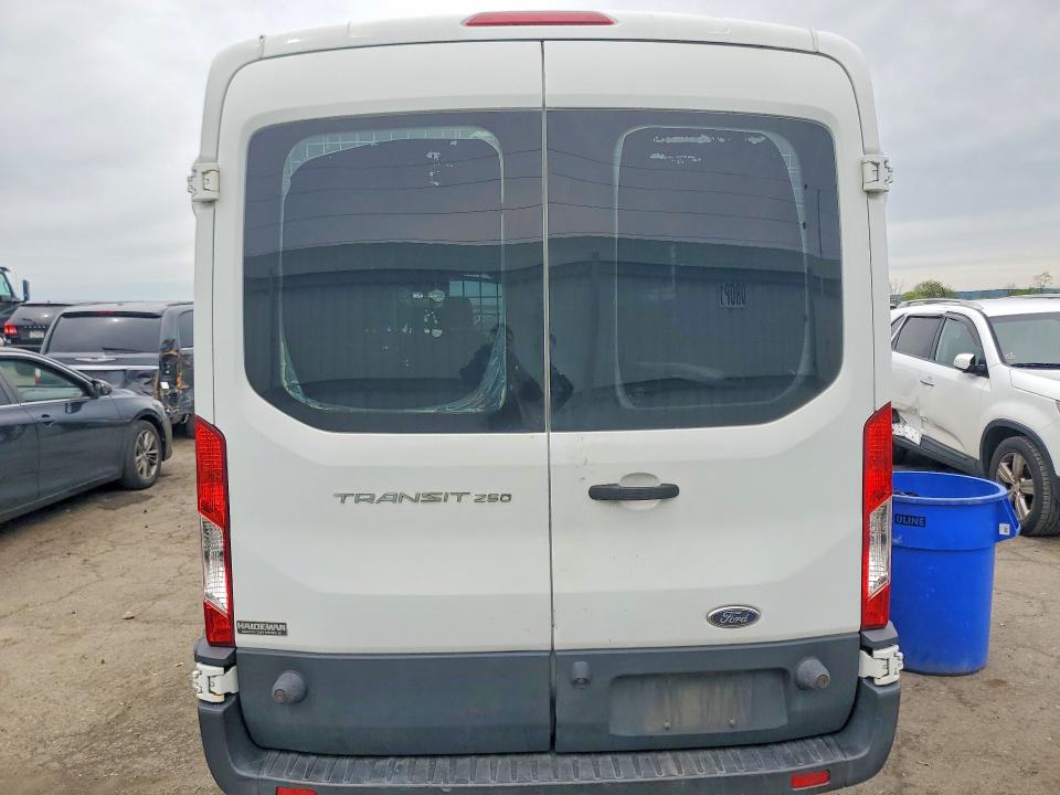 1FTYR2CM8GKA81850