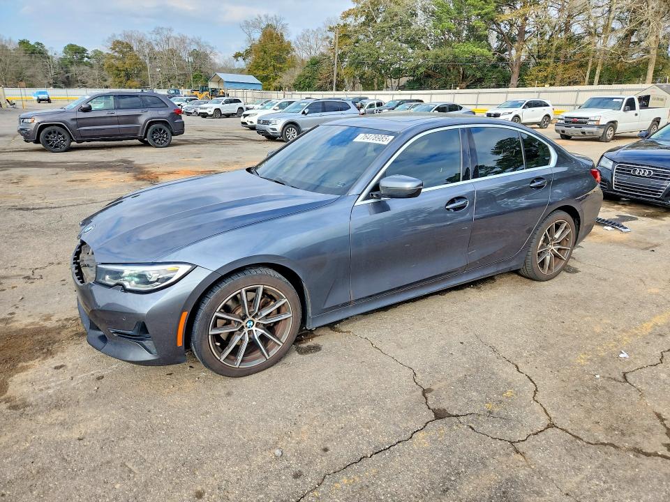 2019 BMW 330 I — VIN WBA5R1C5XKFH00553