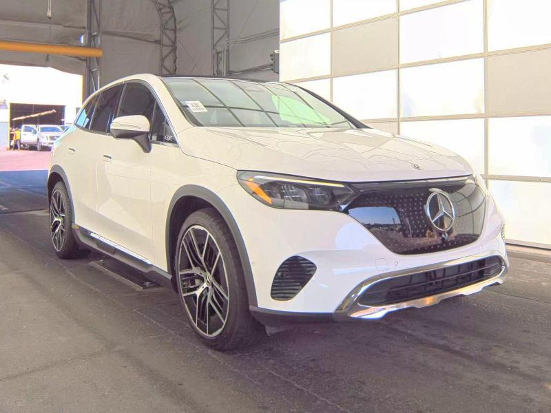 2023 MERCEDES-BENZ EQE SUV — VIN 4JGGM1CB6PA030898