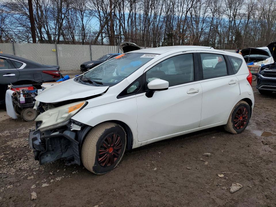 2015 NISSAN VERSA NOTE — VIN 3N1CE2CP0FL358684