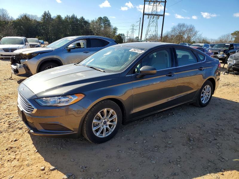 2018 FORD FUSION S — VIN 3FA6P0G78JR156903
