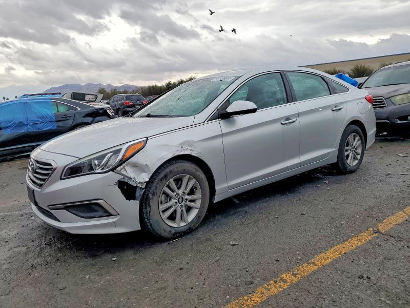 2016 HYUNDAI SONATA SE — VIN 5NPE24AF2GH258124