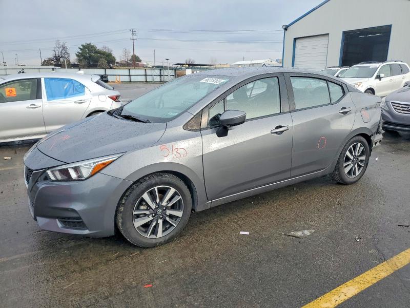 2020 NISSAN VERSA SV — VIN 3N1CN8EV4LL879935
