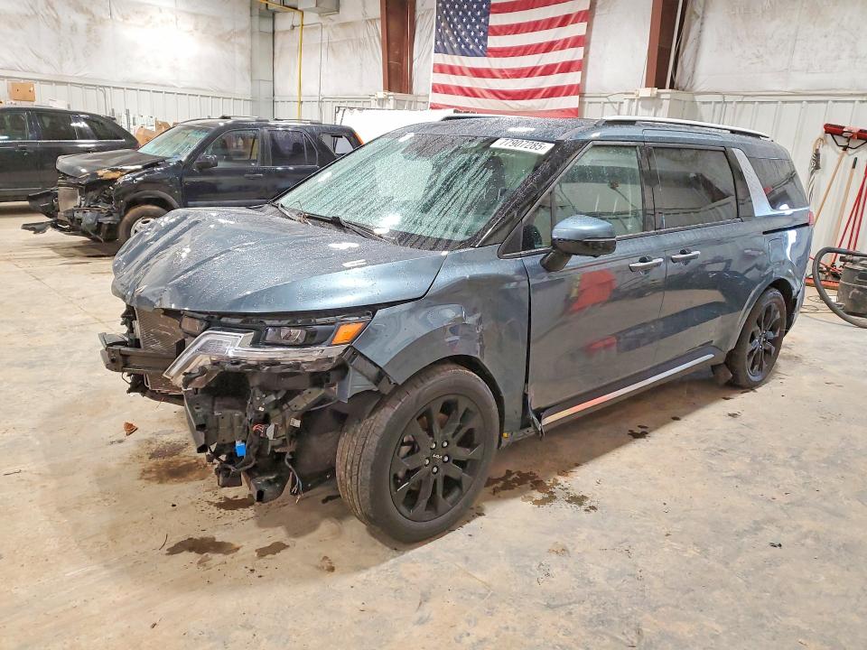 2022 KIA CARNIVAL — VIN KNDNE5H38N6188192