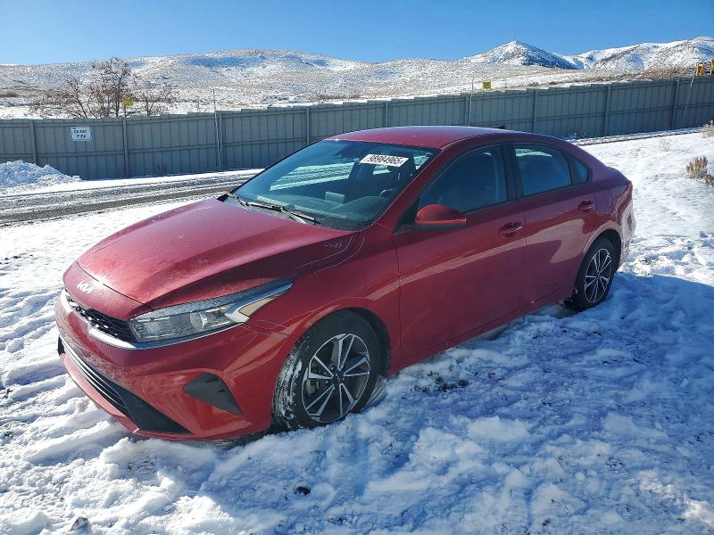 2022 KIA FORTE FE — VIN 3KPF24AD1NE460540