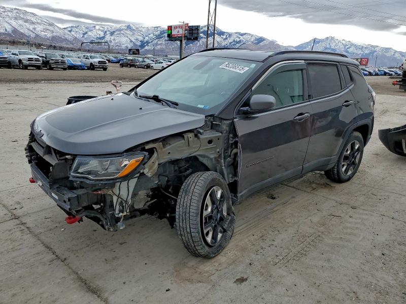 2018 JEEP COMPASS TR — VIN 3C4NJDDB2JT455619