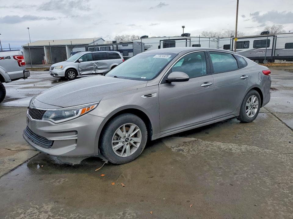 2017 KIA OPTIMA — VIN 5XXGT4L31HG149336