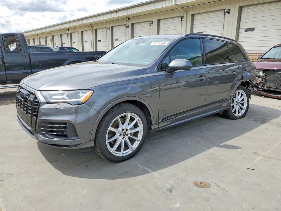 2022 AUDI Q7 — VIN WA1LXBF78ND007409
