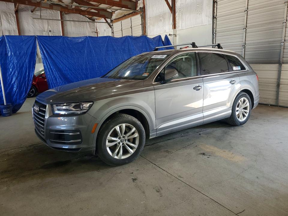 2017 AUDI Q7 — VIN WA1LAAF74HD030900
