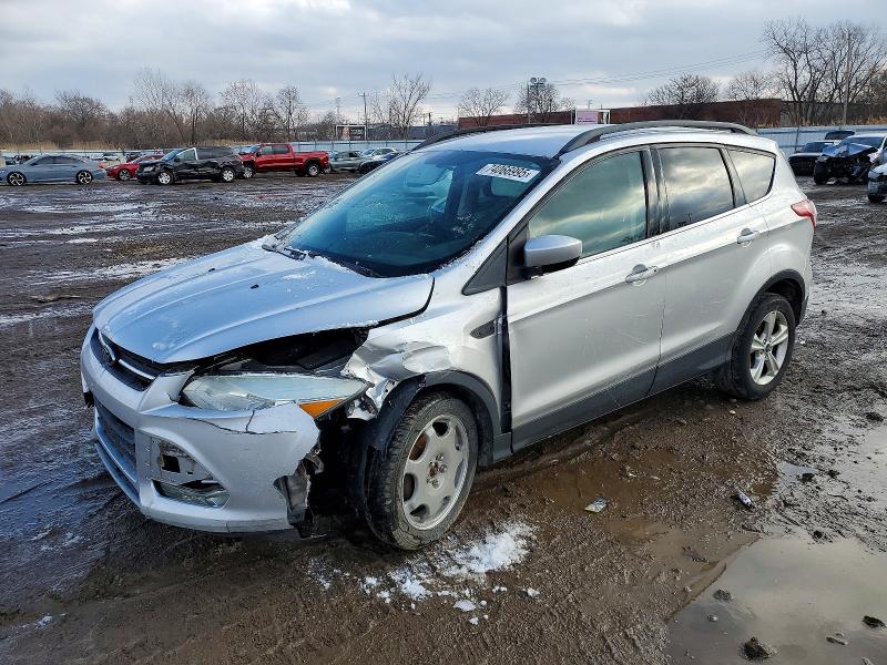 2015 FORD ESCAPE SE — VIN 1FMCU0GX0FUB00813