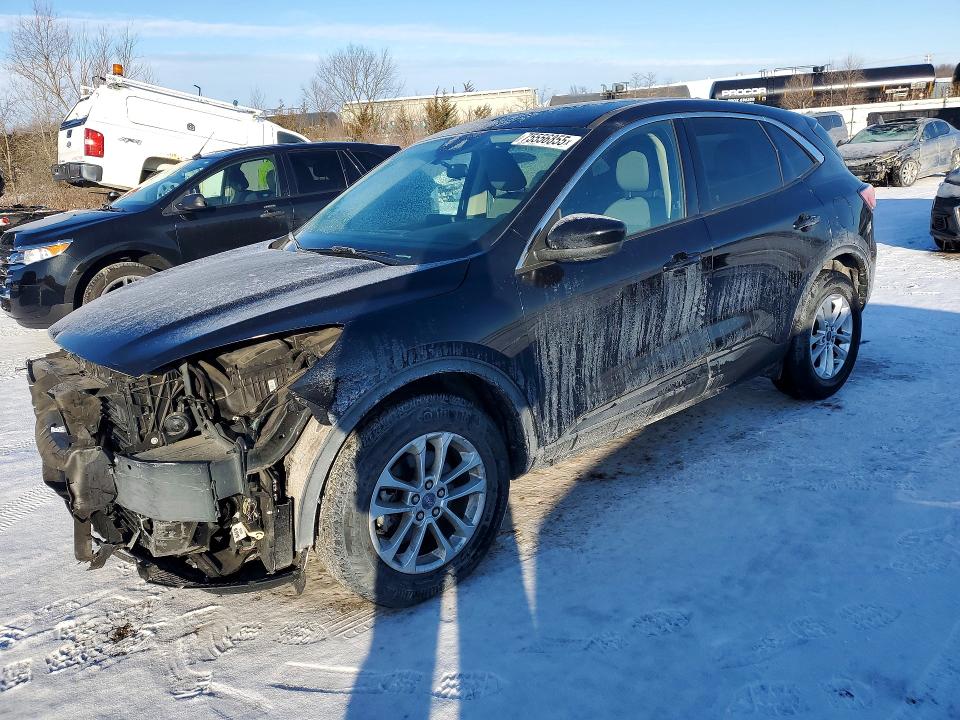 2020 FORD ESCAPE SE — VIN 1FMCU9G60LUC07092