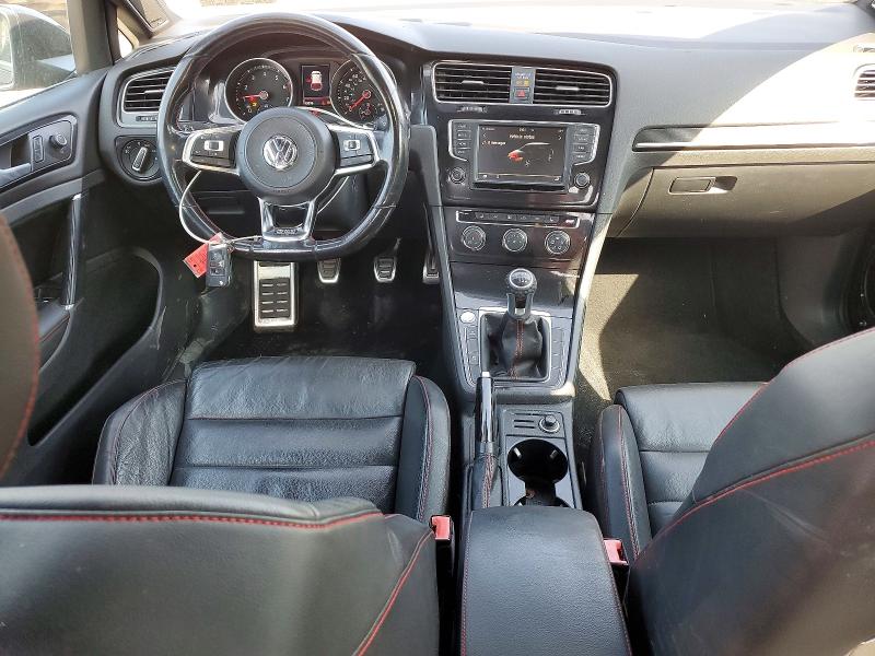 3VW547AU2HM003072