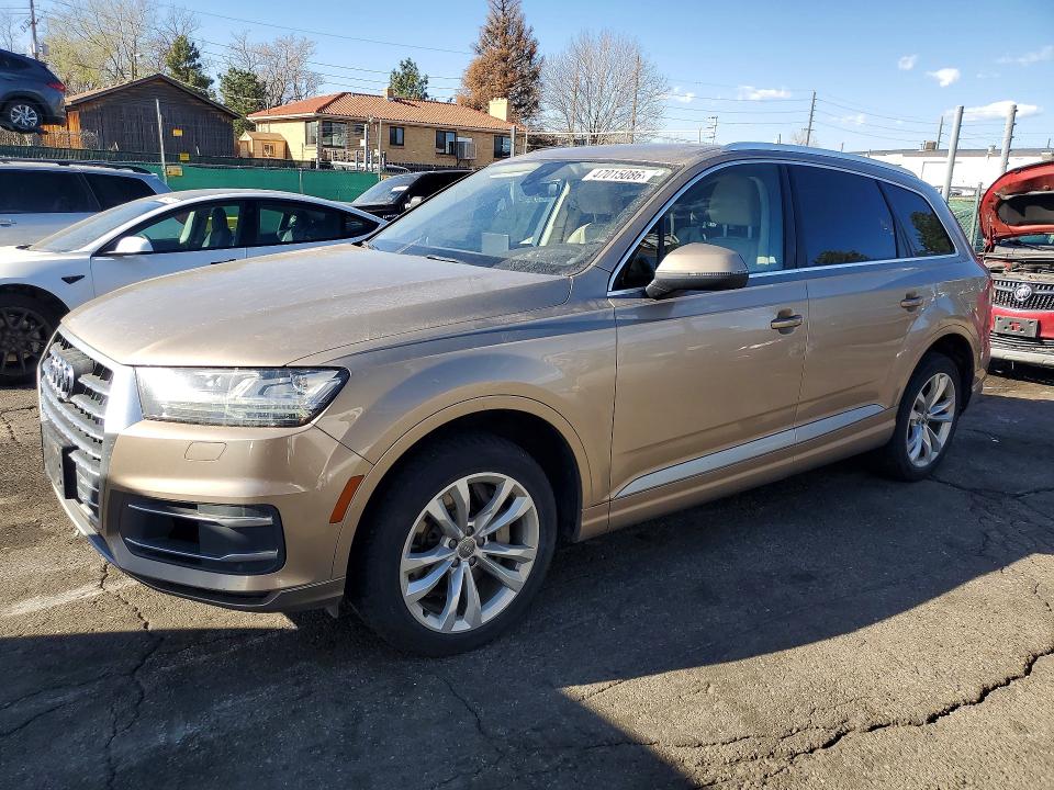 2019 AUDI Q7 — VIN WA1LHAF71KD018500