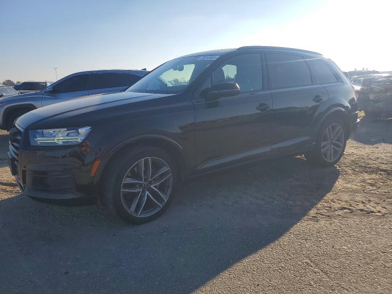 2018 AUDI Q7 PRESTIG — VIN WA1VAAF77JD043686