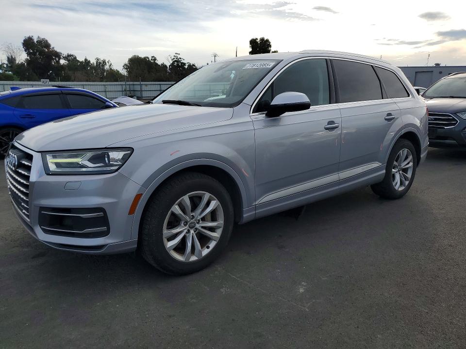 2017 AUDI Q7 — VIN WA1AAAF75HD004023