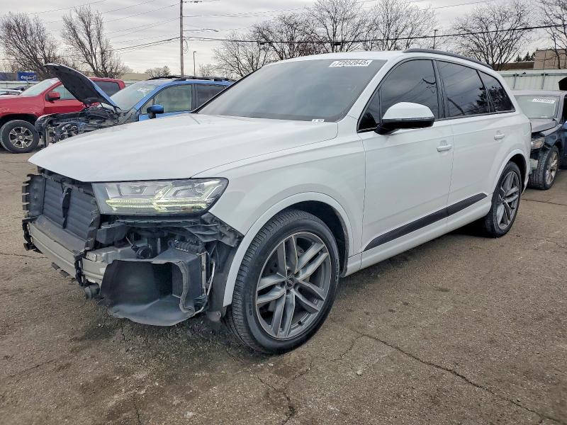 2017 AUDI Q7 PRESTIG — VIN WA1VAAF78HD029290