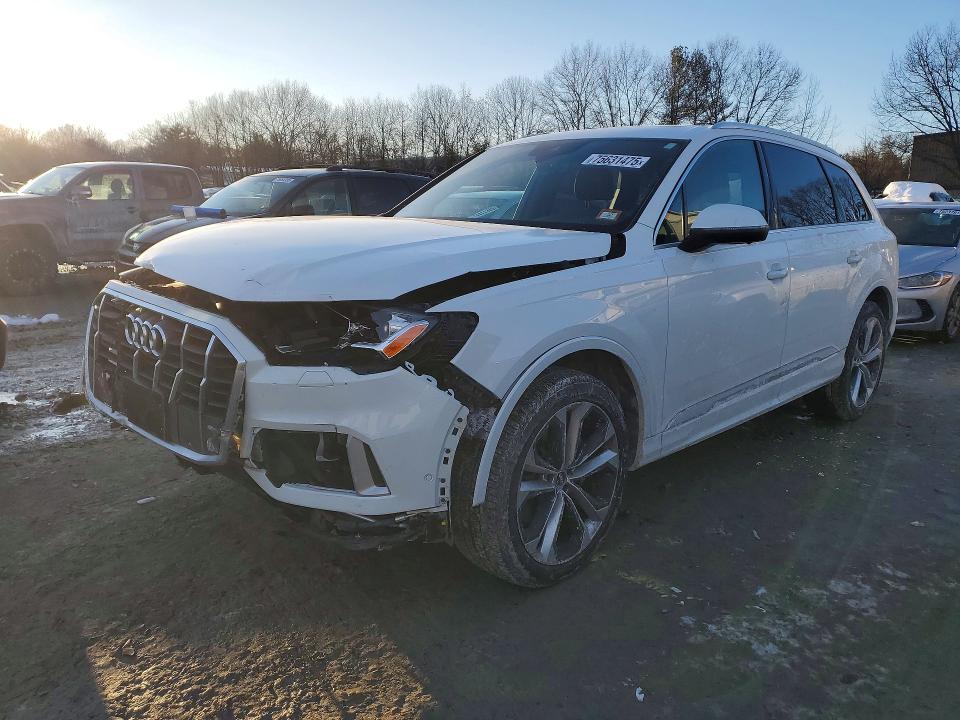 2020 AUDI Q7 — VIN WA1LXAF74LD006488