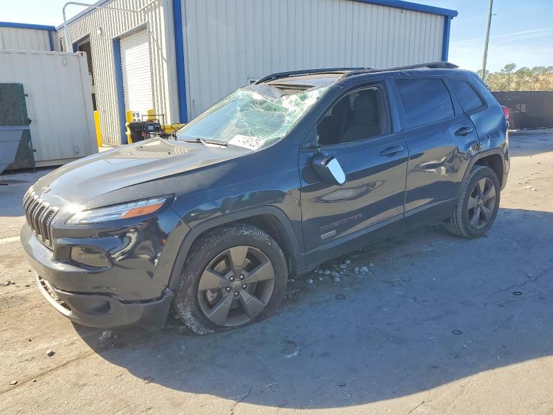 2017 JEEP CHEROKEE L — VIN 1C4PJLCB1HW534885