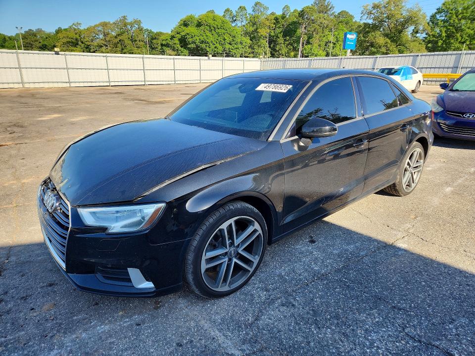 2018 AUDI A3 — VIN WAUAUGFF8J1005064