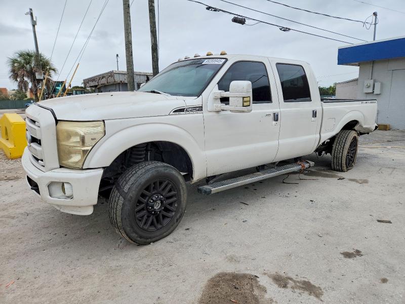 2013 FORD F250 SUPER — VIN 1FT7W2BT2DEB85774