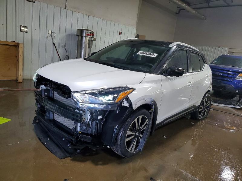 2019 NISSAN KICKS S — VIN 3N1CP5CU3KL543887