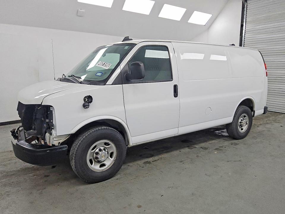 2024 CHEVROLET EXPRESS G2500 — VIN 1GCWGAF79R1189285