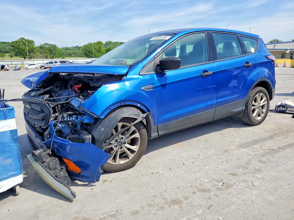 2017 FORD ESCAPE — VIN 1FMCU0F77HUE08257
