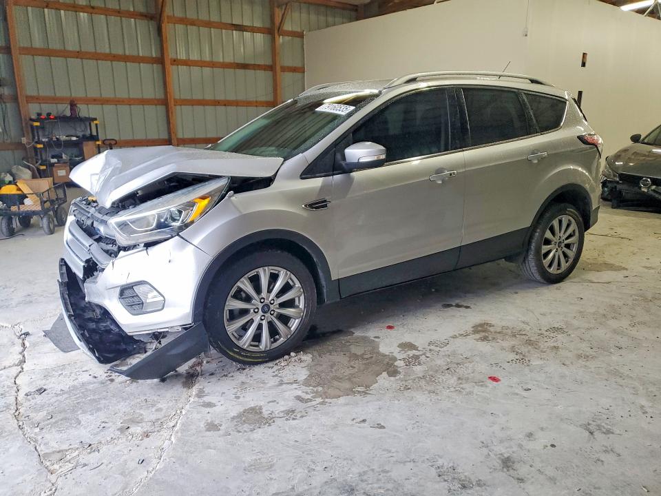 2017 FORD ESCAPE — VIN 1FMCU0JDXHUD17755