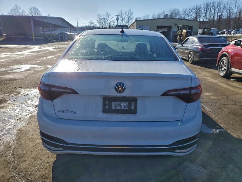 3VWAM7BU1NM028960