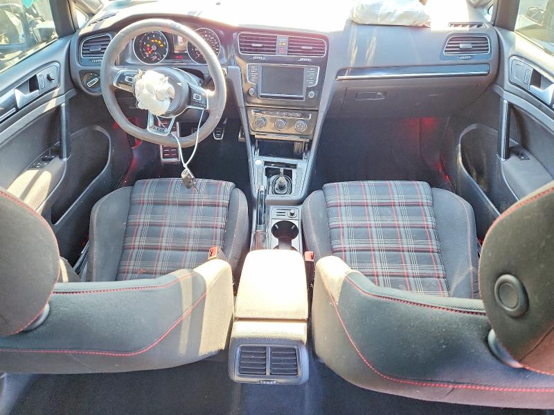 3VW547AU7HM065423