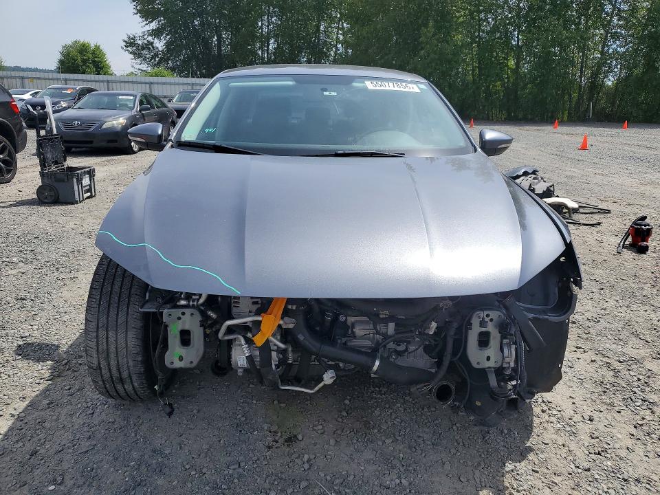 1VWDT7A30HC055243