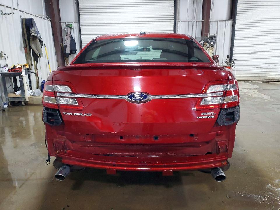 1FAHP2E82FG105542