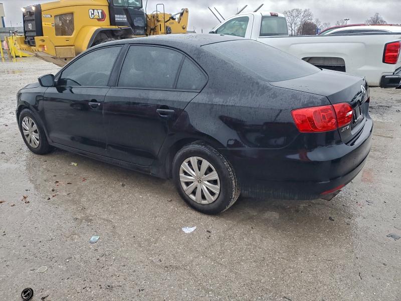 3VW2K7AJ0DM305811