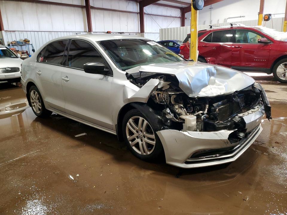 3VW2K7AJ9FM251945