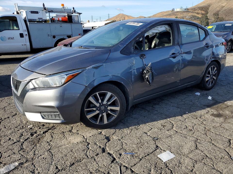 2020 NISSAN VERSA — VIN 3N1CN8EV5LL868877