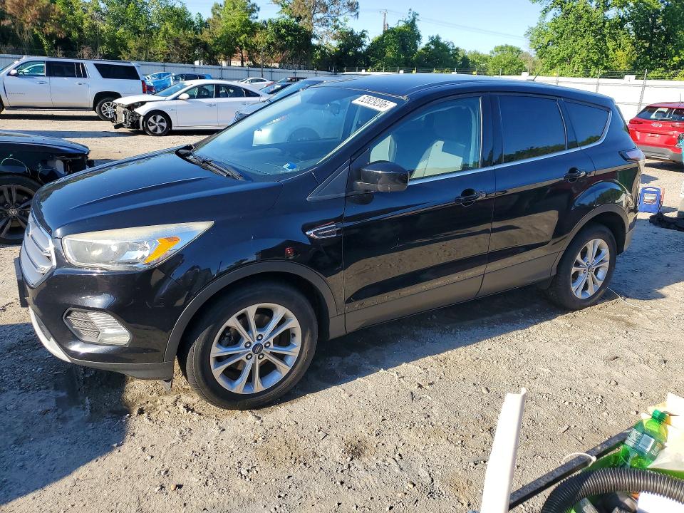 2017 FORD ESCAPE — VIN 1FMCU0GD4HUE65830