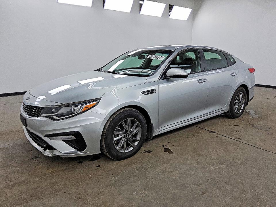 2019 KIA OPTIMA — VIN 5XXGT4L37KG366803