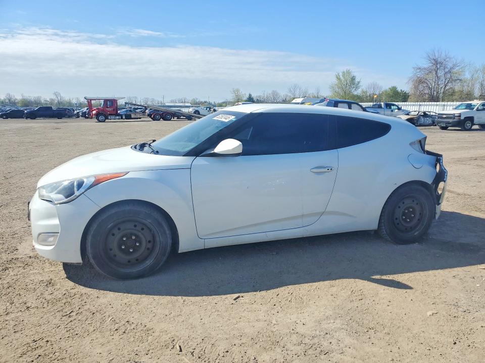 2016 HYUNDAI VELOSTER — VIN KMHTC6AD9GU251302